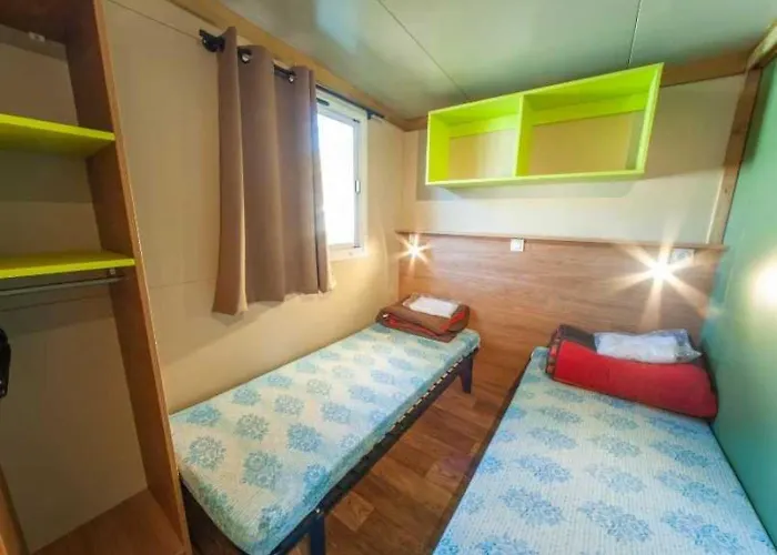 Camping Serignan - 600m - Toboggans - Ccbb0ah